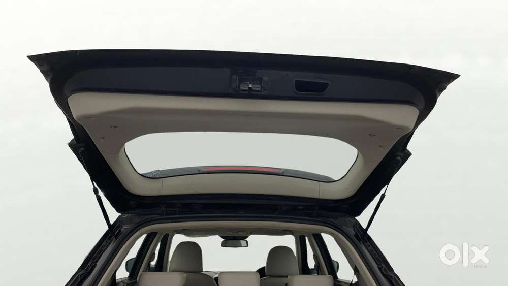 Mahindra Xuv300 W8 Option Diesel, 2021, Diesel
