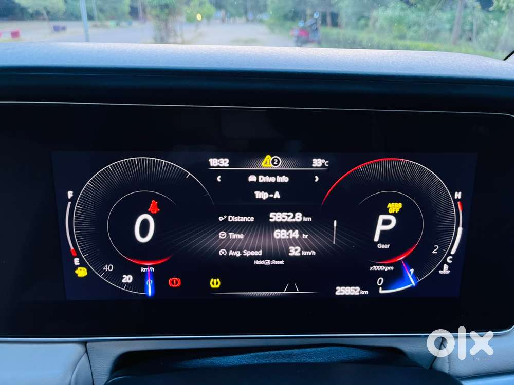 Mahindra Xuv700 2.2 Ax 7 Diesel At Luxury Pack Str, 2024, Diesel