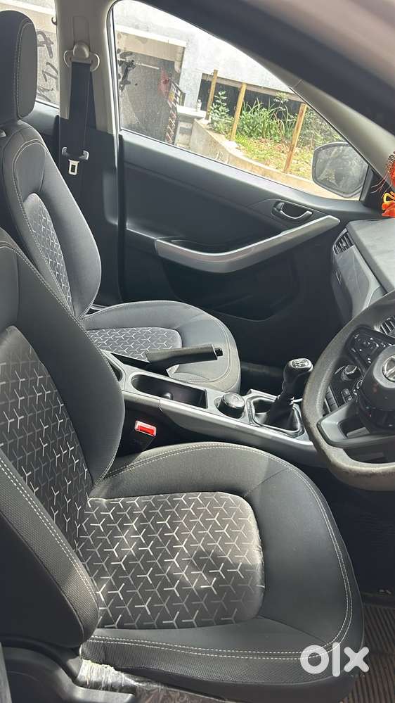 Tata Nexon 1.2 Revotron Xm Plus (s), 2023, Petrol