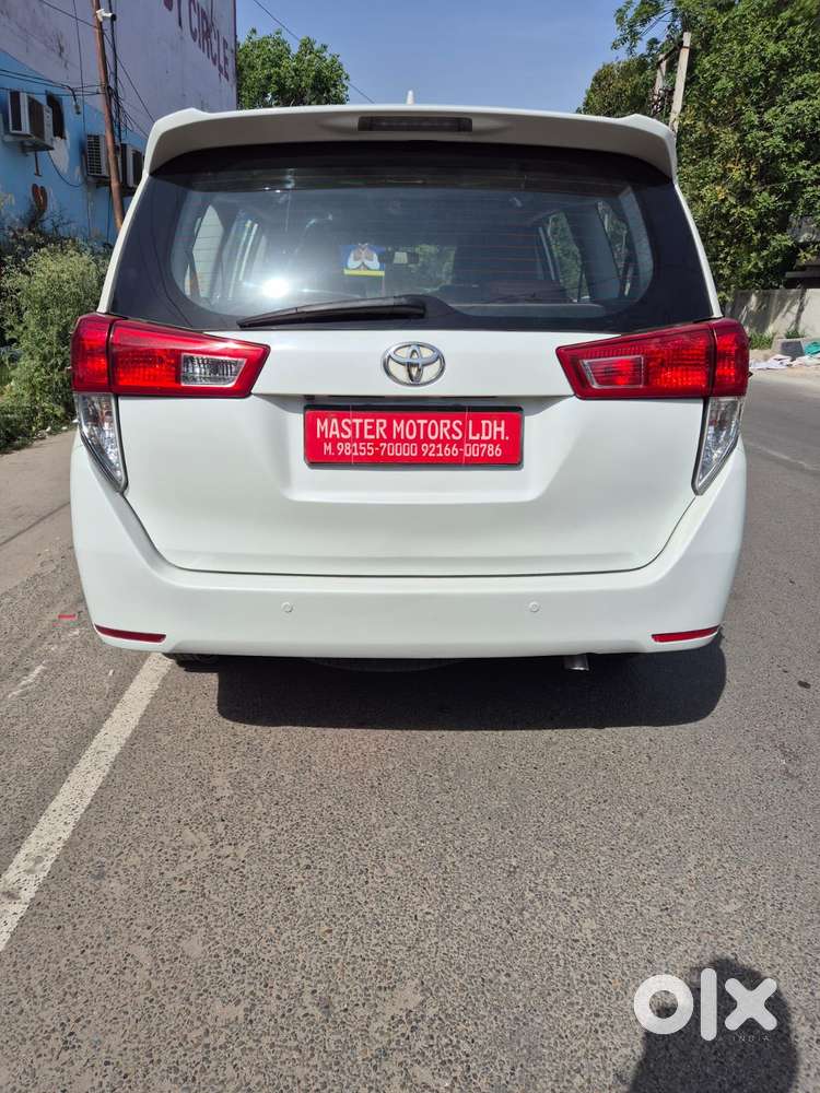 Toyota Innova Crysta 2.8 Zx At 7 Seater, 2018, Diesel