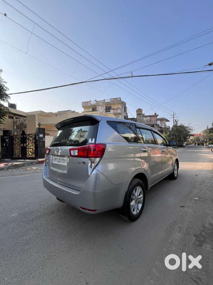 Toyota Innova Crysta 2.7 Vx Mt, 2017, Diesel