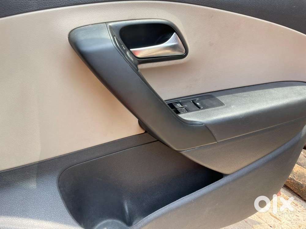 Volkswagen Polo 2010 Cng & Hybrids 98000 Km Driven
