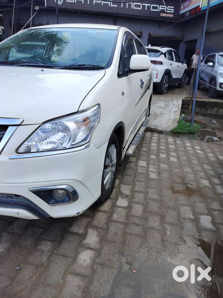 Toyota Innova 2.5 G (diesel) 8 Seater, 2016, Diesel
