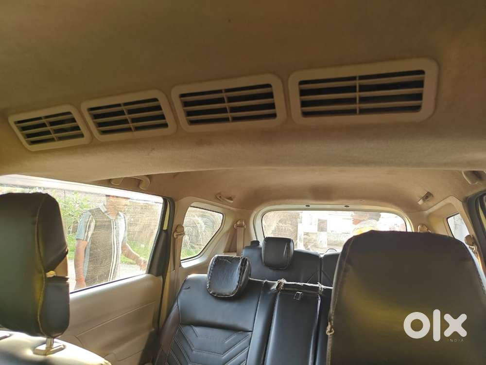 Maruti Suzuki Ertiga Petrol 2025