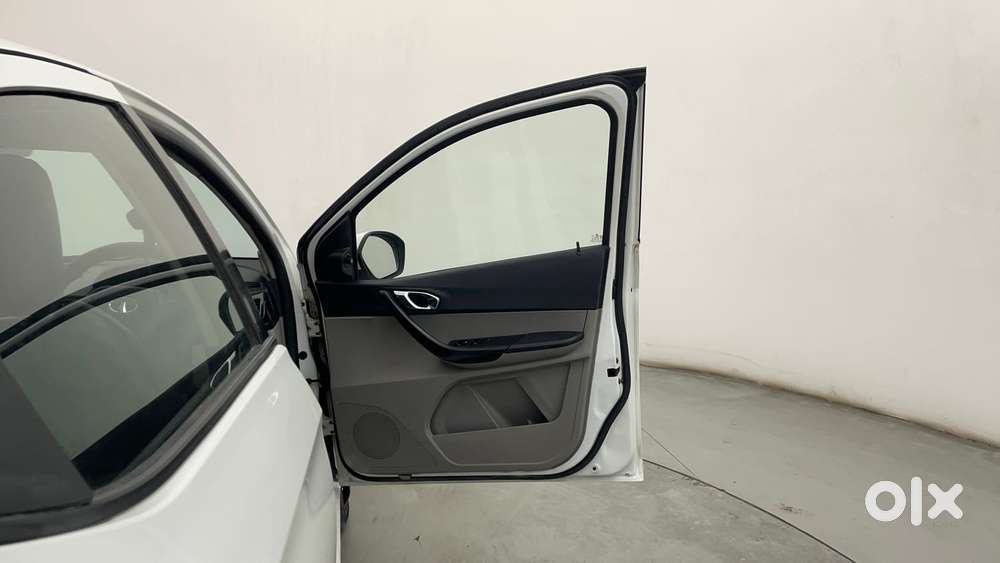 Tata Tiago Xz, 2019, Petrol