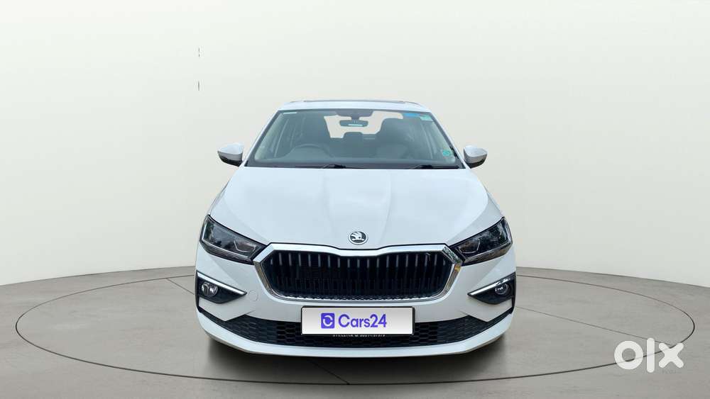 Skoda Slavia Style 1.0l Tsi Mt, 2022, Petrol