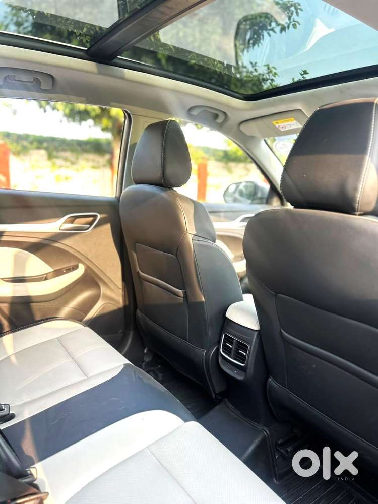 Mg Astor 1.5 Sharp Cvt, 2025, Petrol