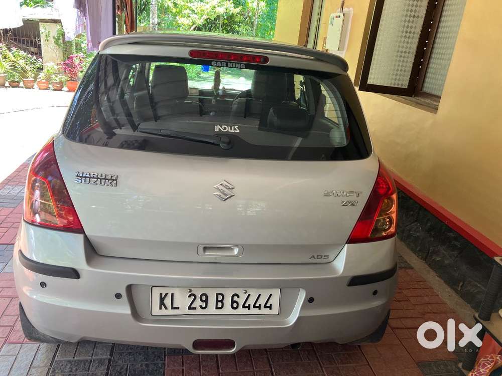 Maruti Suzuki Swift Zxi 1.3, 2010 Petrol