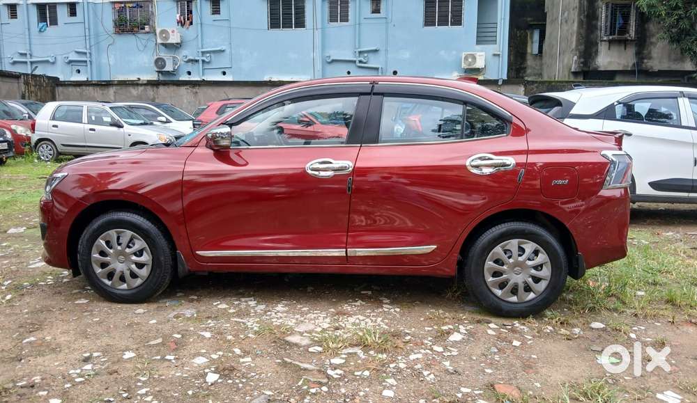Maruti Suzuki Dzire 1.2 Vxi, 2025, Petrol