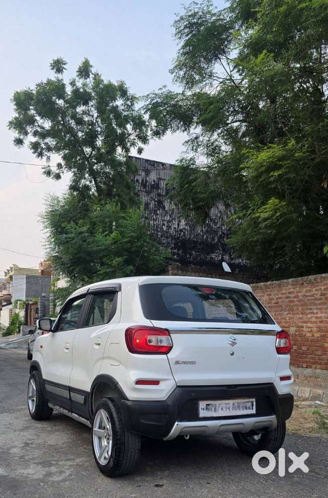 Maruti Suzuki S-presso Vxi Plus, 2023, Petrol