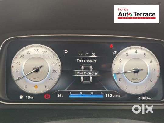 Hyundai Alcazar Signature (o) 7 Seater 1.5 Diesel At Adventure Dual ..