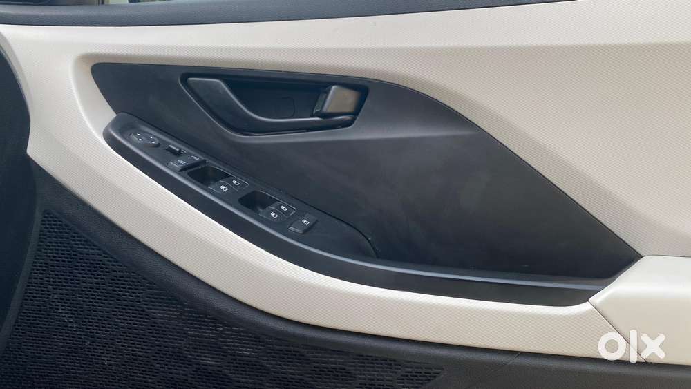Hyundai Creta 1.5 Ex Petrol, 2023, Petrol
