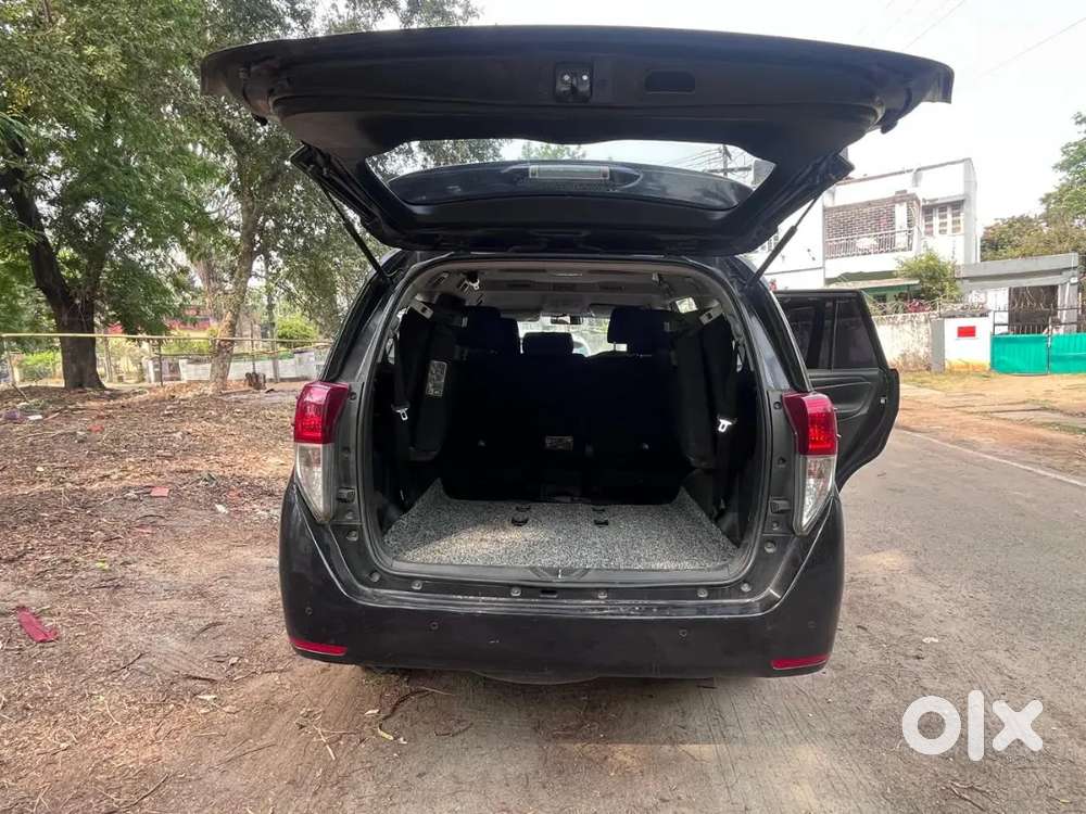 Toyota Innova Crysta 2021 Diesel 47000 Km Driven