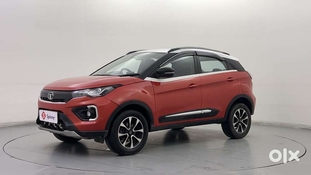 Tata Nexon 1.5 Revotorq Xza Plus Dual Tone Roof Amt (s), 2021, Petro..