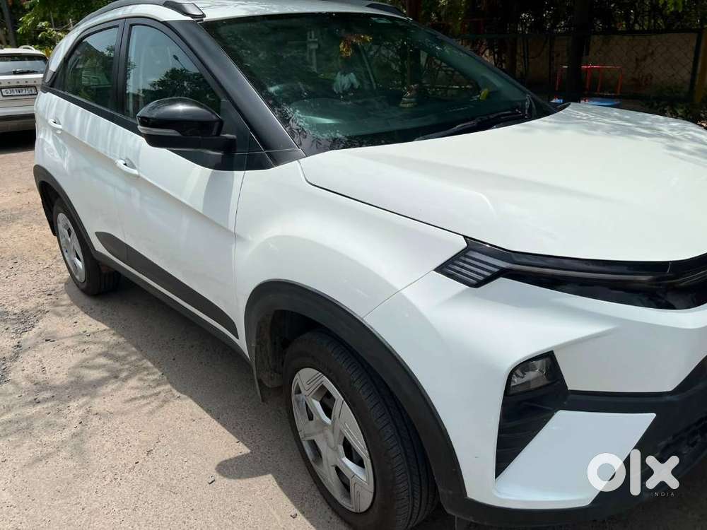 Tata Nexon Pure+ | 2025 Model | Petrol | 6-speed Manual