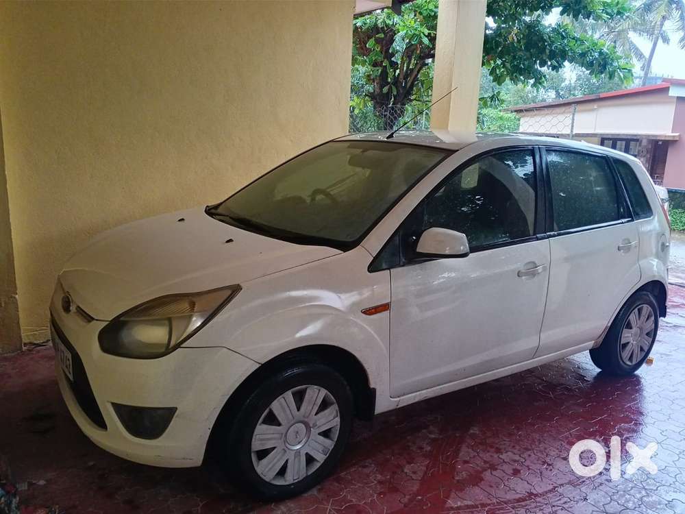 Ford Figo Petrol 2011