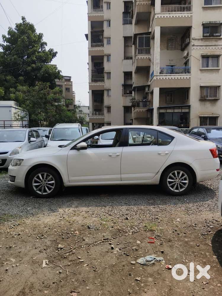 Skoda Octavia Ambition Plus 1.8 Tsi At, 2017, Petrol