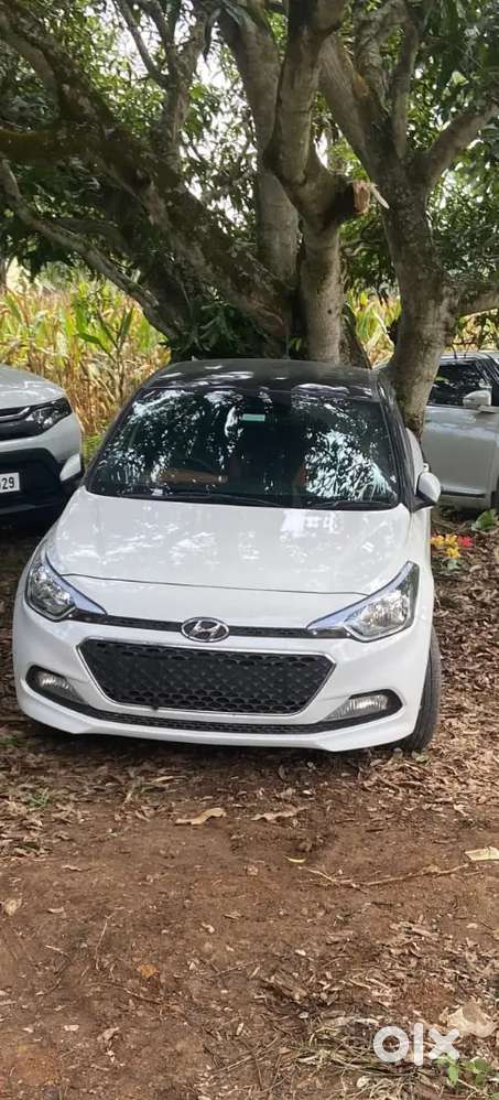 Hyundai I20 1.2 Asta 2017 Dual Tone