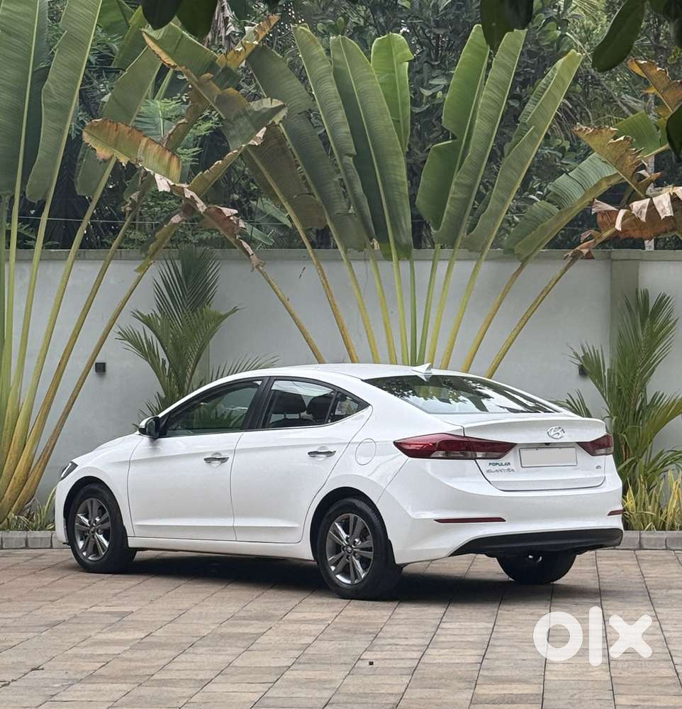 Hyundai Elantra 2.0 Sx Option, 2017, Petrol