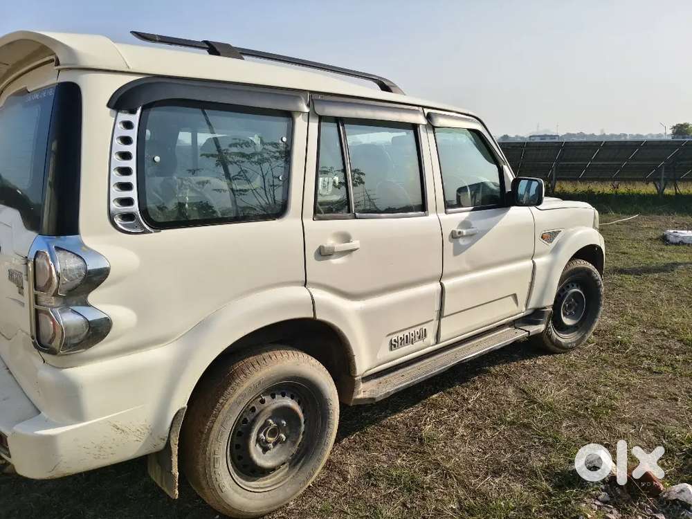 Mahindra Scorpio 2016 Diesel 225000 Km Driven