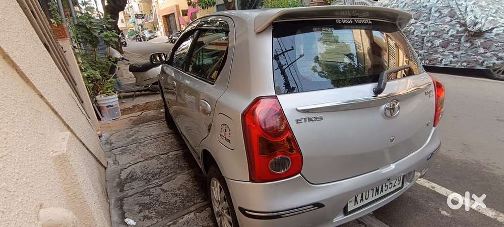 Toyota Etios Liva 2011