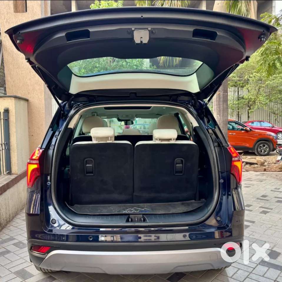 Mahindra Xuv700 2.2 Ax 7 Diesel At Luxury Pack Str, 2023, Diesel