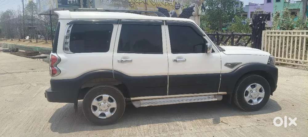 Mahindra Scorpio 2019 Diesel 128980 Km Driven