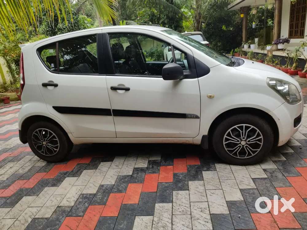 Maruti Suzuki Ritz 1.2 Vxi 2011