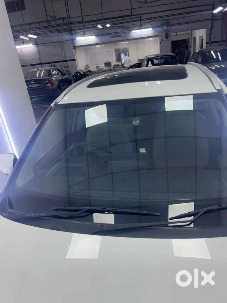 Maruti Victoris 

Top End Model