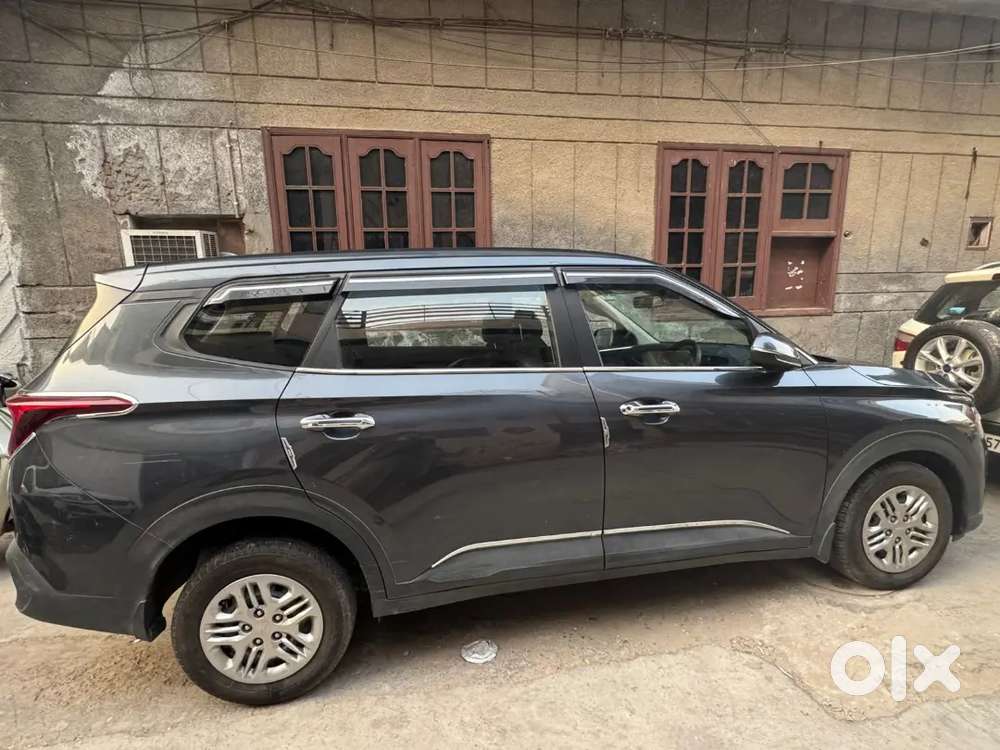 Kia Carens 2024 Petrol 24000 Km Driven