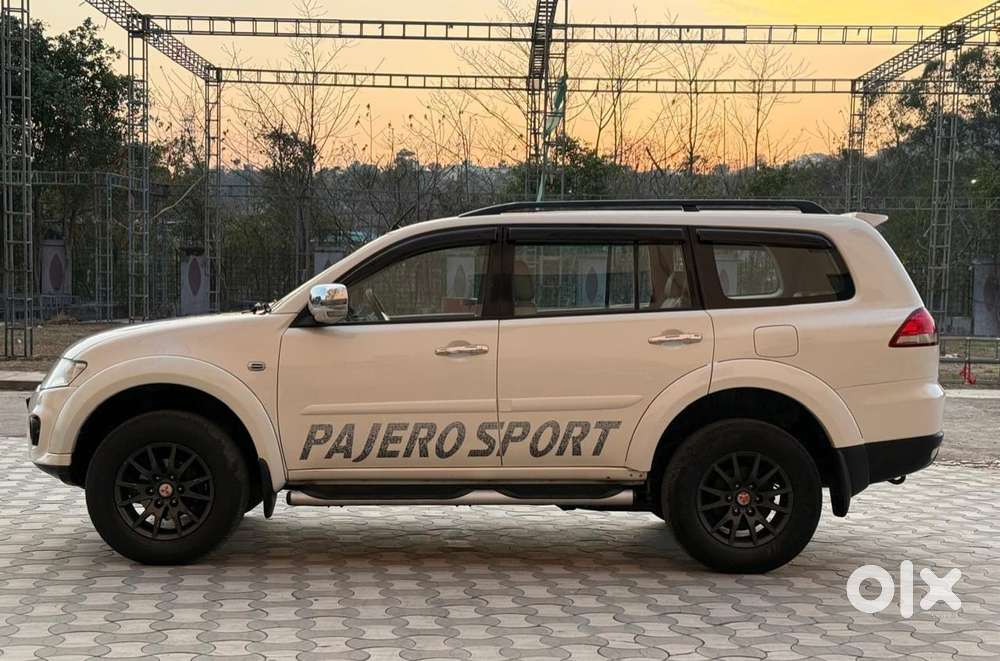 Mitsubishi Pajero Sport 4x2 Automatic, 2015, Diesel