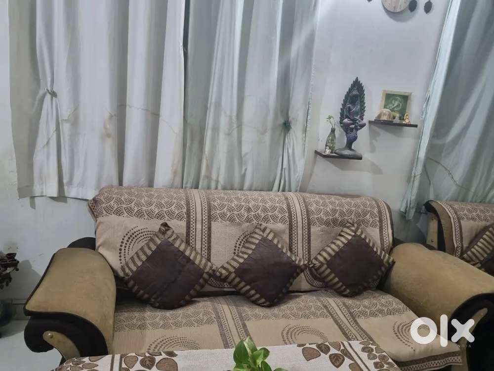 3 seater big Sofa
