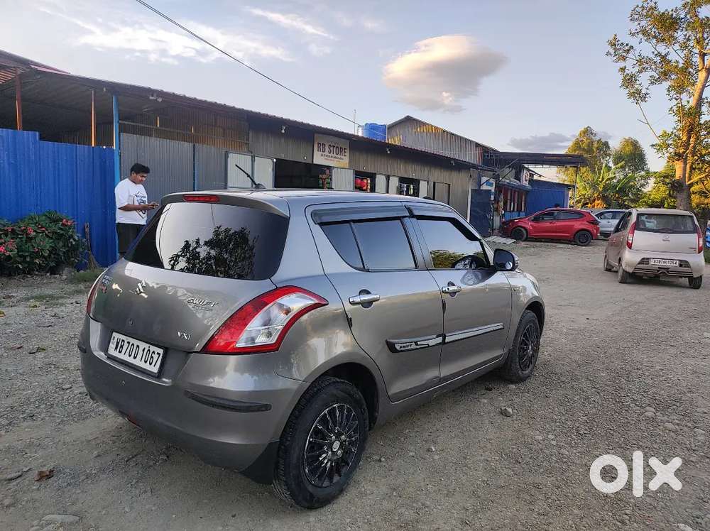 Swift Vxi Grey