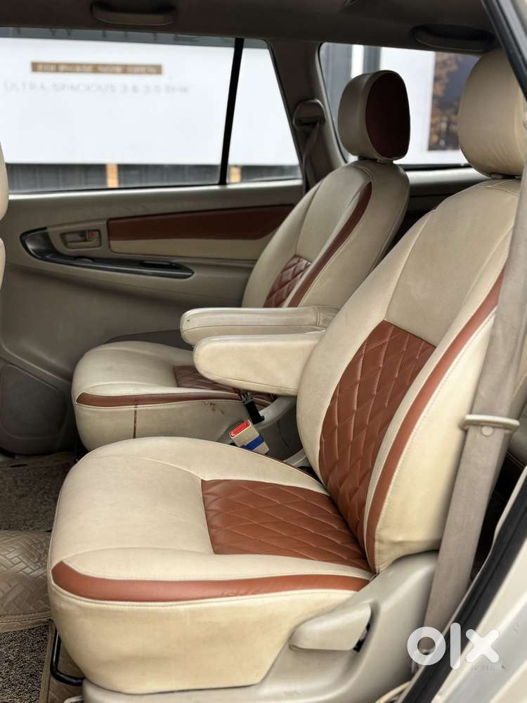 Toyota Innova 2.5 G (diesel) 7 Seater Bs Iv, 2013, Diesel