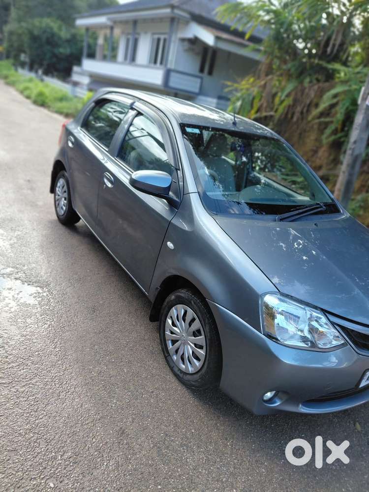 Toyota Etios Liva 2016