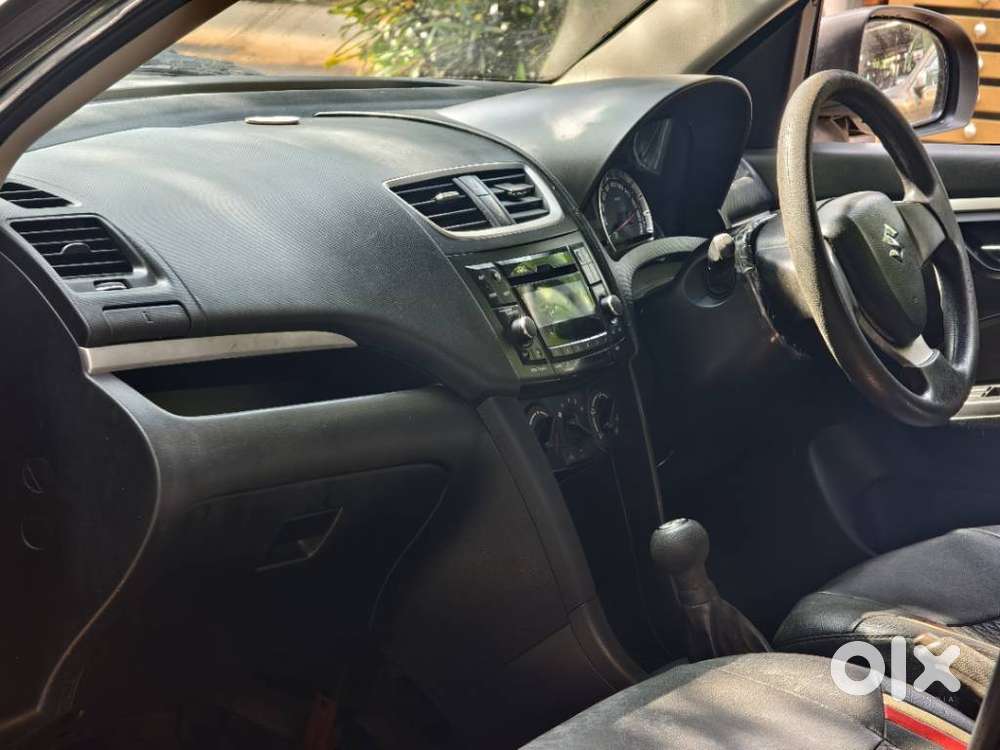 Maruti Suzuki Swift Vxi + Manual, 2016, Petrol