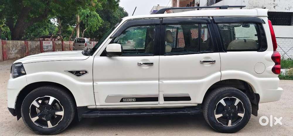 Mahindra Scorpio Classic 2.2 S 11 Mt 7 Cc, 2023, Diesel