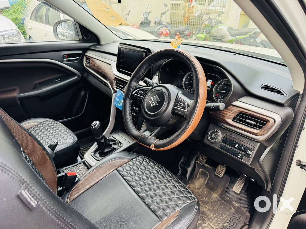 Maruti Suzuki Brezza 1.5 Zxi Smart Hybrid, 2024, Petrol
