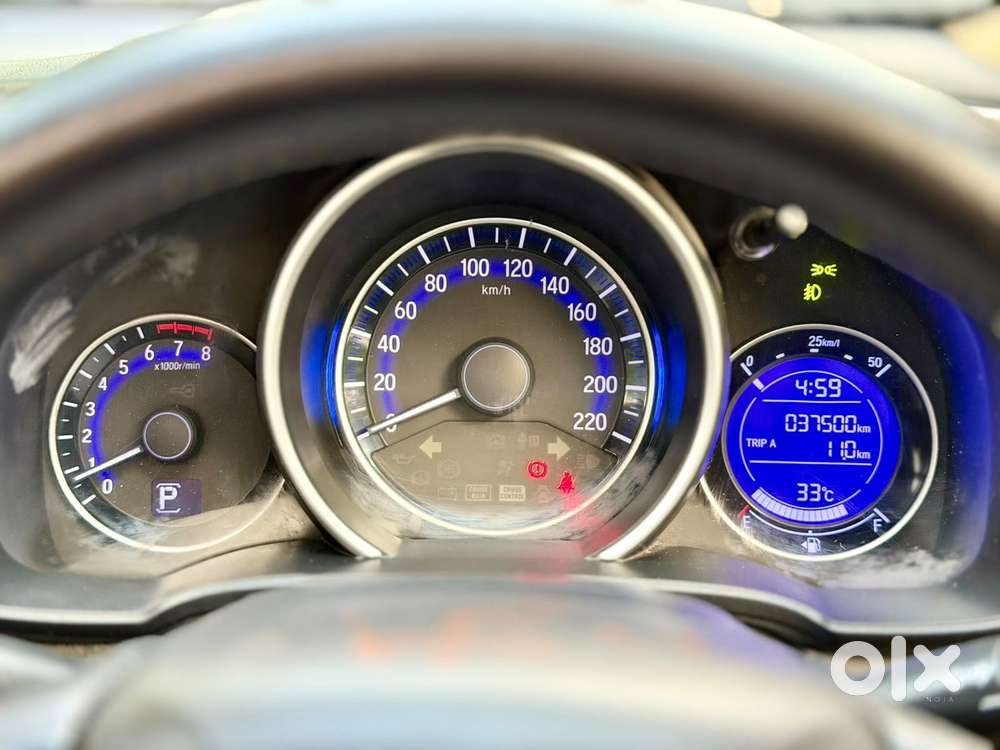 Maruti Suzuki Baleno 1.2 Zeta Cng, 2024, Cng & Hybrids