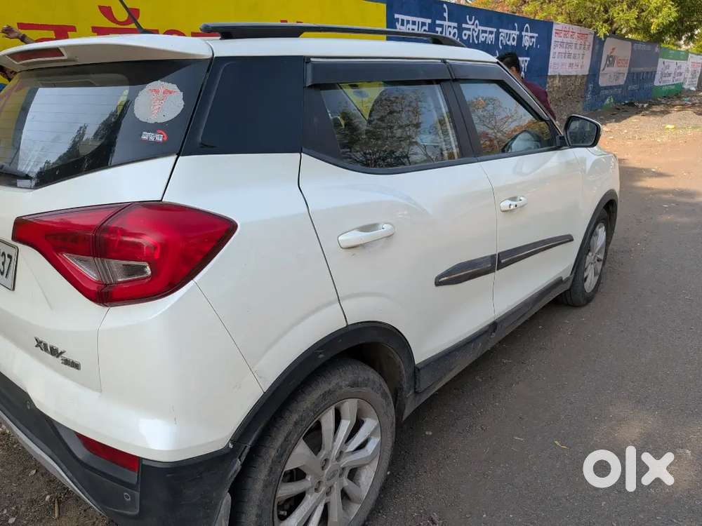 Mahindra Xuv300 2021 Petrol Well Maintained