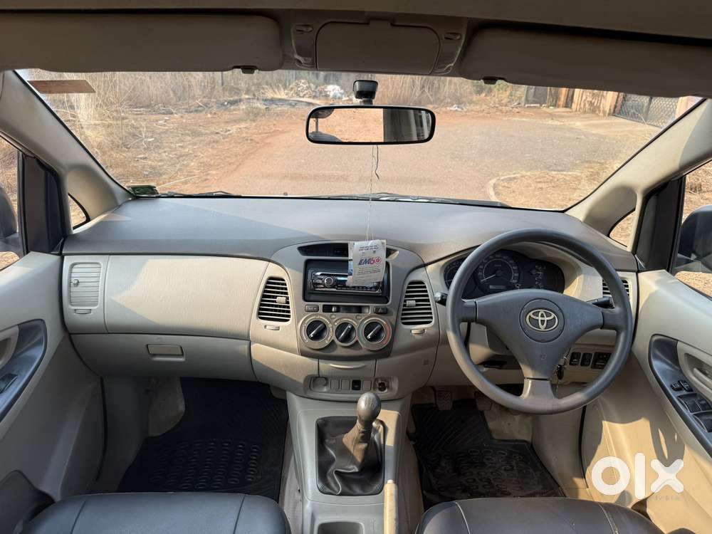 Toyota Innova 2.5 Gx 8 Str Bs-iii, 2009, Diesel