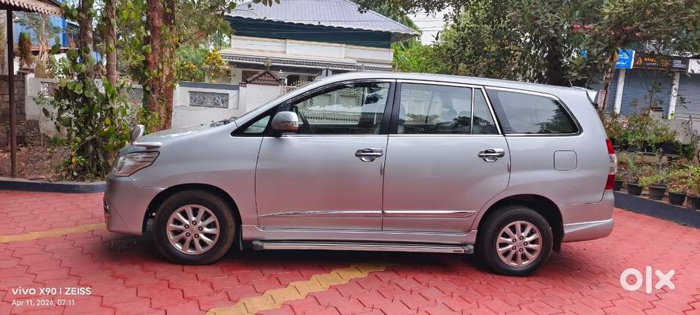 Toyota Innova 2.5 V 7 Str, 2014, Diesel