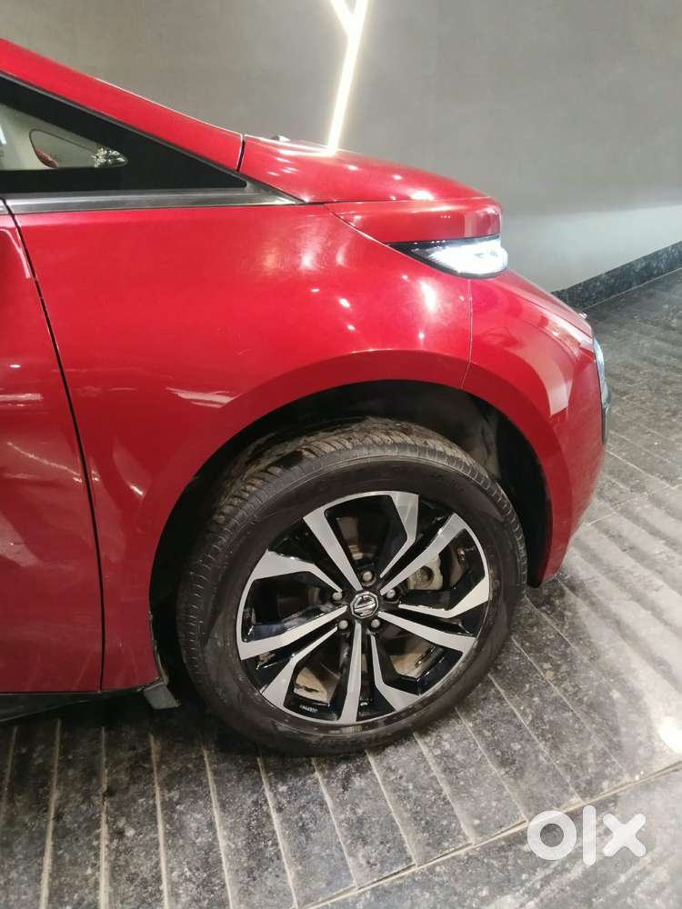 Mg Windsor Ev Essence, 2025, Electric