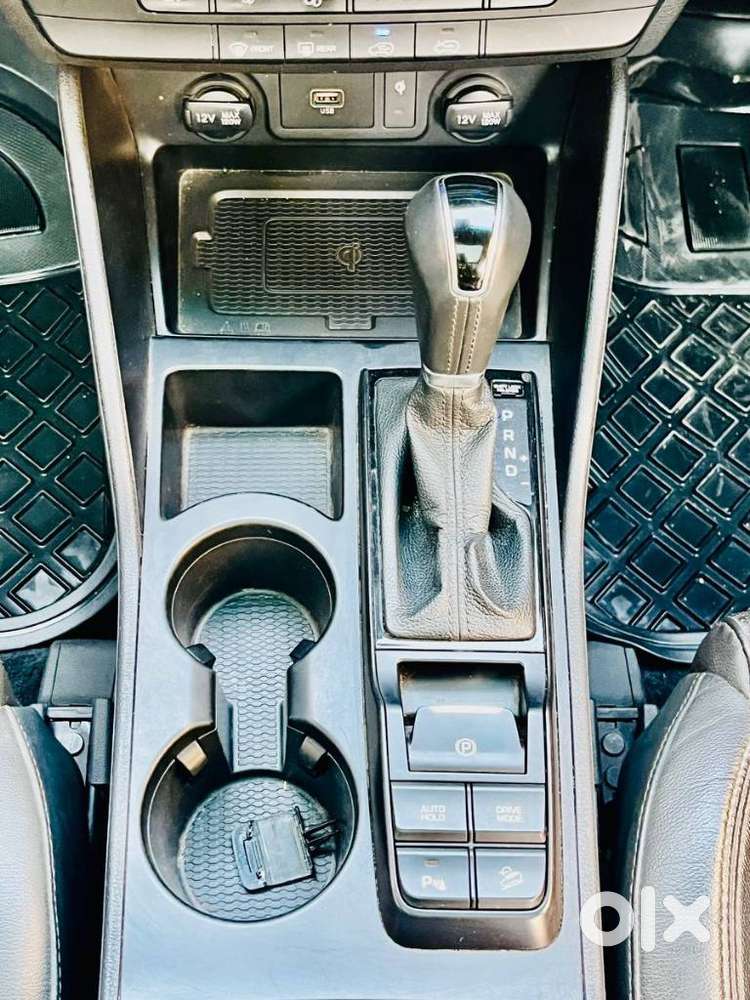 Hyundai Tucson [ ] 2.0 Gl (o) 2wd At Petrol, 2022, Petrol