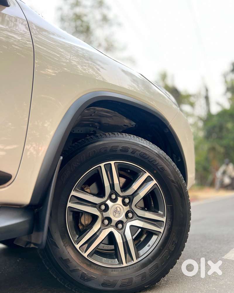 Toyota Fortuner [2021-ongoing] 2.8 2wd Diesel At, 2022, Diesel