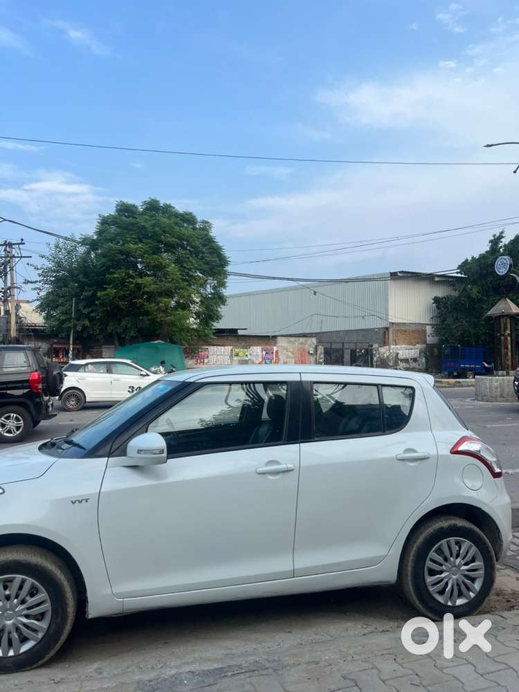 Maruti Suzuki Swift Petrol Manual 2013