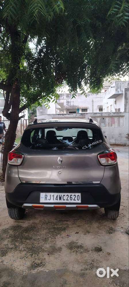 Renault Kwid Climber Rxt 2017  Grey + Orange Edition  Sporty Look