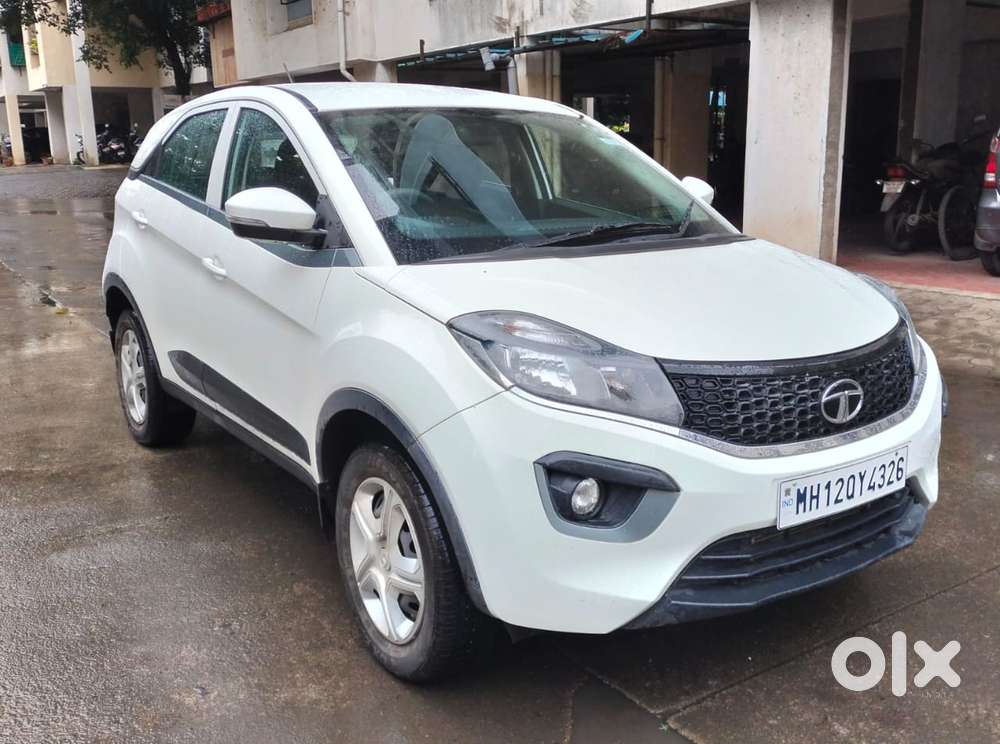 Tata Nexon 1.2 Revotron Xma Amt (s), 2018, Petrol