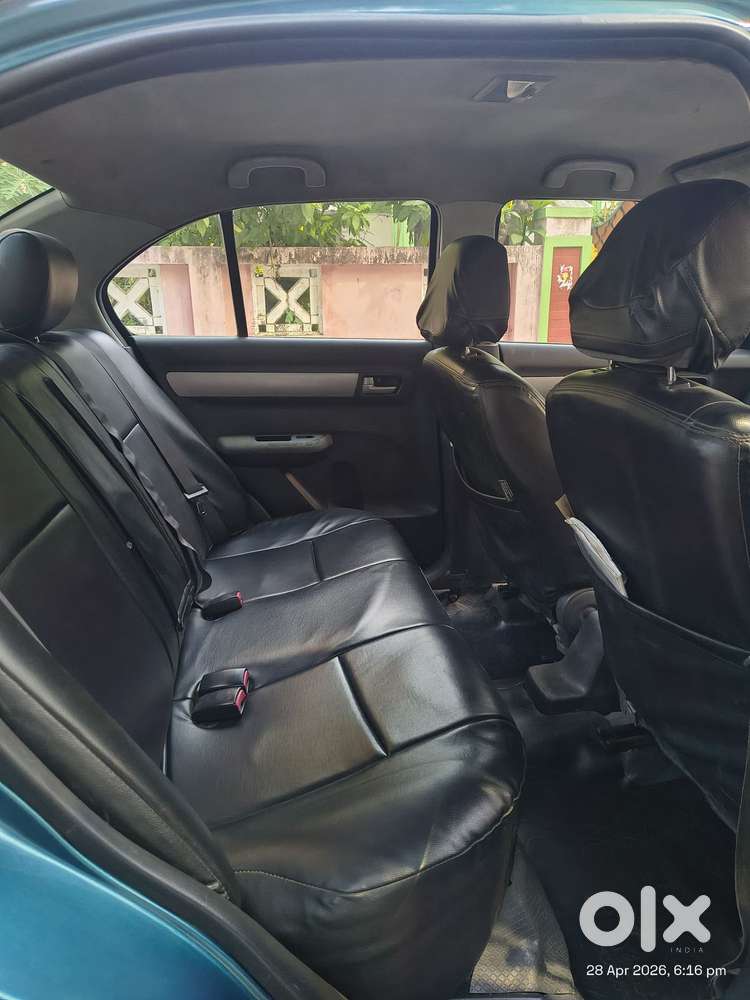 Maruti Suzuki Swift Dzire Vxi, 2009, Petrol