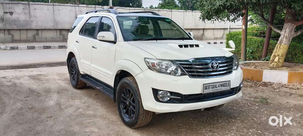 Toyota Fortuner 4x2 Manual, 2017, Diesel